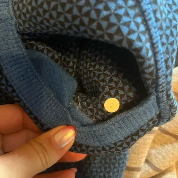 ✨Lululemon Scuba  - Picture 2 of 6